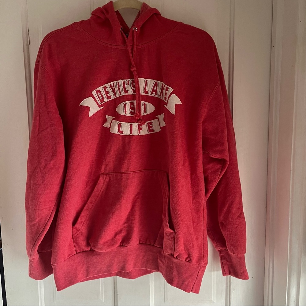 Devil’s Lake Wisconsin Hoodie size large